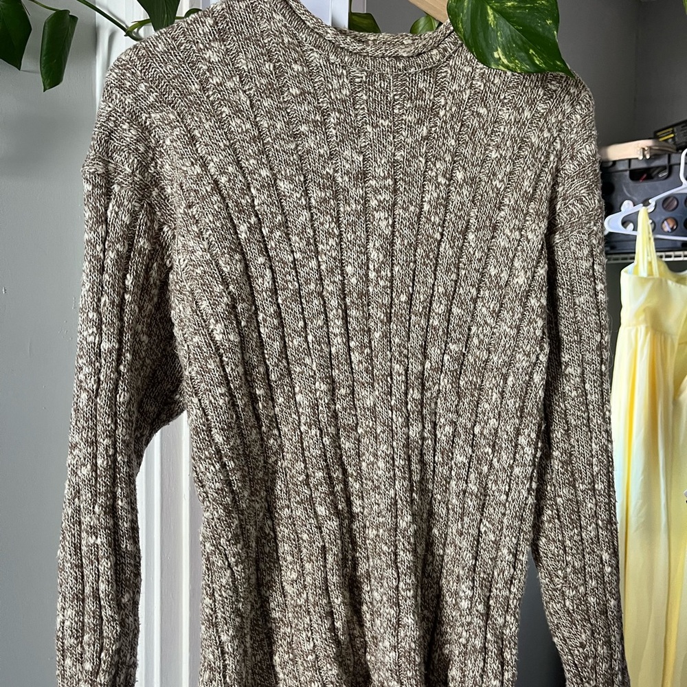 Classic Ribbed Crewneck Sweater in Brown Heather